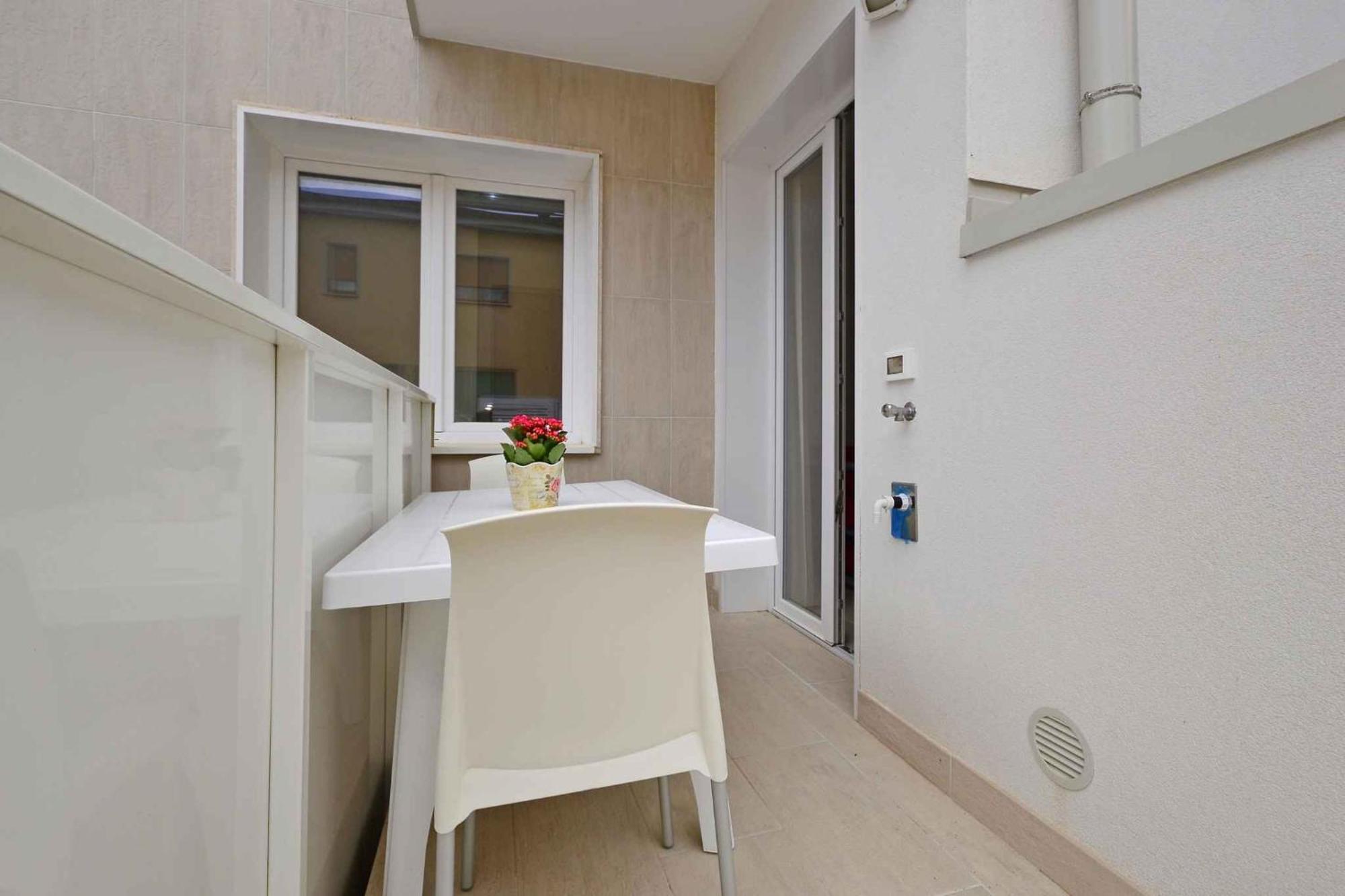 Apartment In Lignano 21656